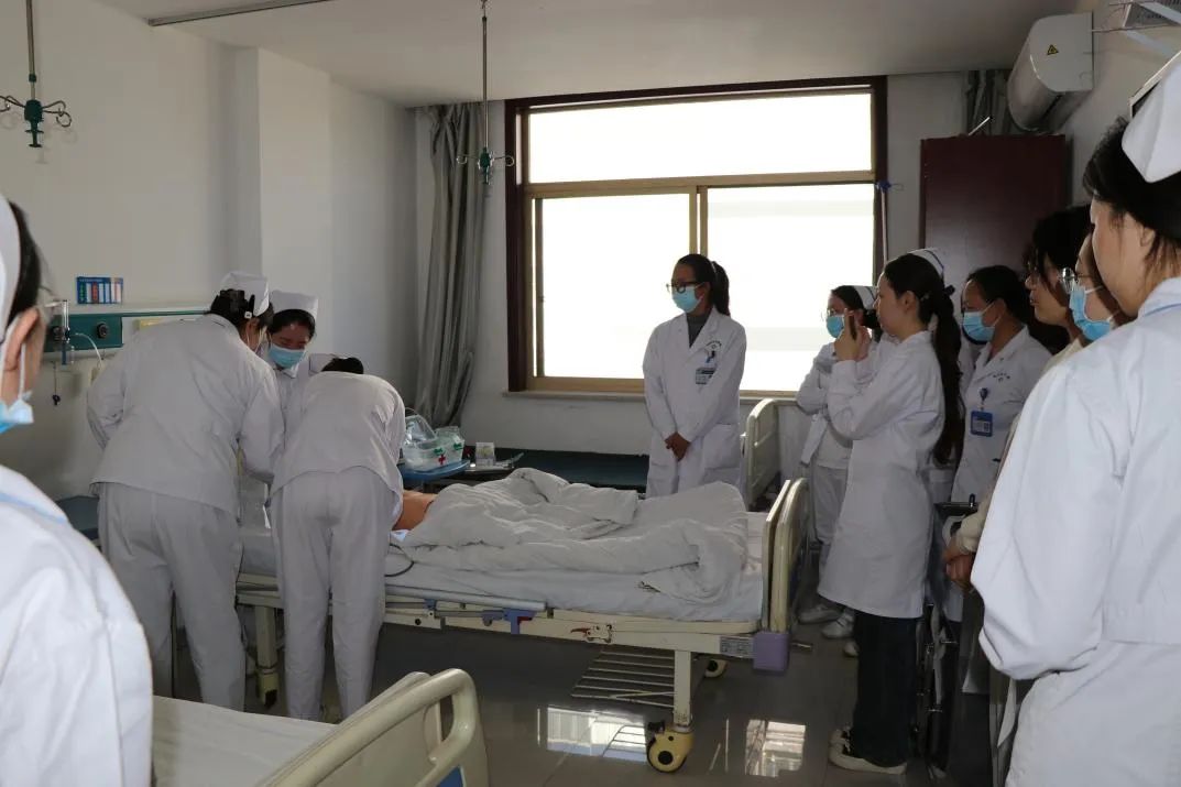 九色视频
开展急救应急能力提升专项培训