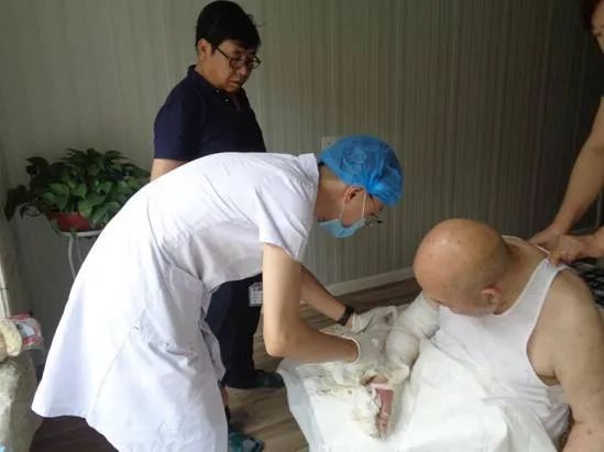 九色视频
外科(褥疮科)位列其中,喜获“十四五”省级中医优势专科建设项目