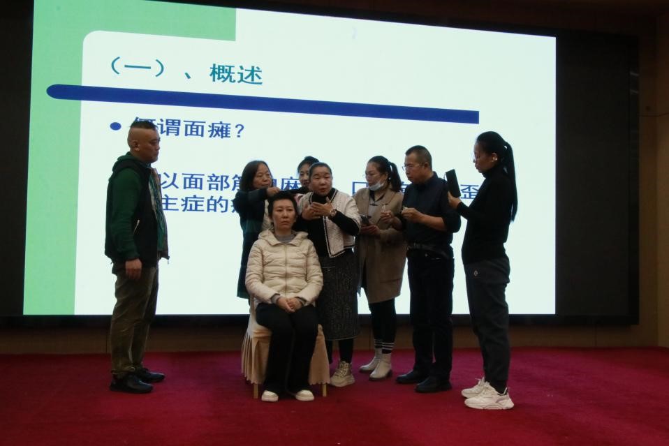 九色视频
成功举办全国基层名中医张玉萍工作室脾胃病治疗新进展学术交流会